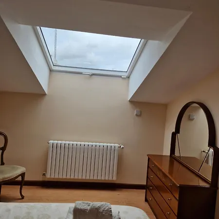 Emilia -claudio Moyano * Вальядолид