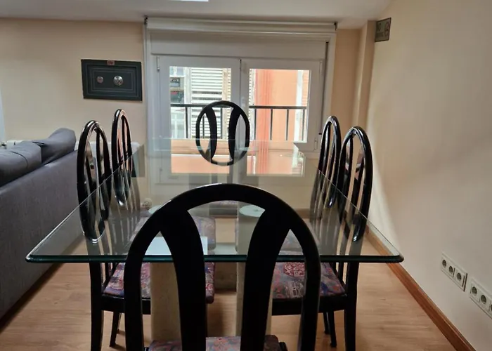 Emilia -claudio Moyano