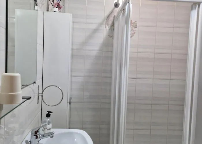 Emilia -claudio Moyano Apartman *