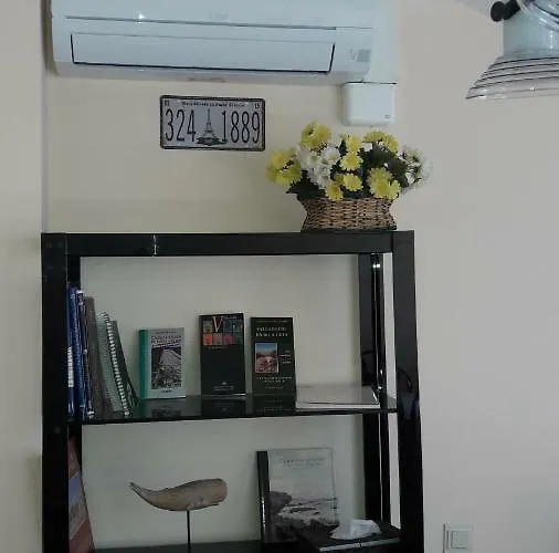 Emilia -claudio Moyano *